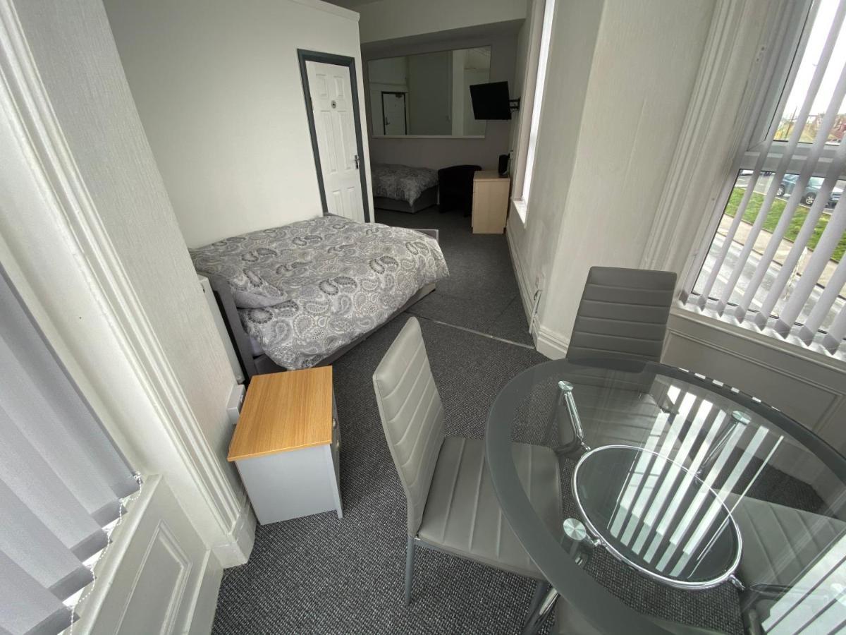 The Honley Hotel Blackpool Esterno foto