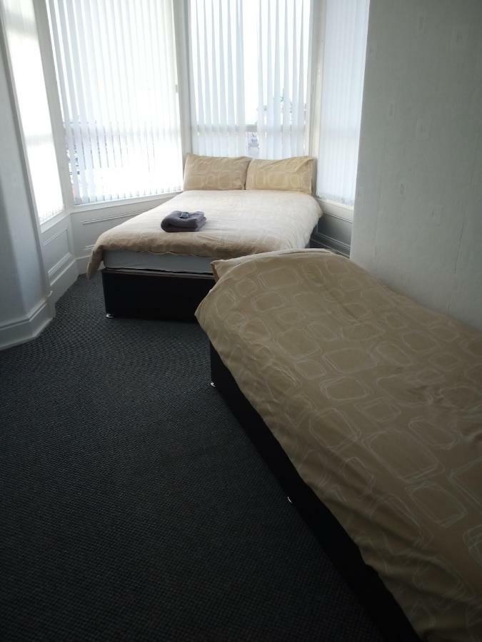 The Honley Hotel Blackpool Esterno foto